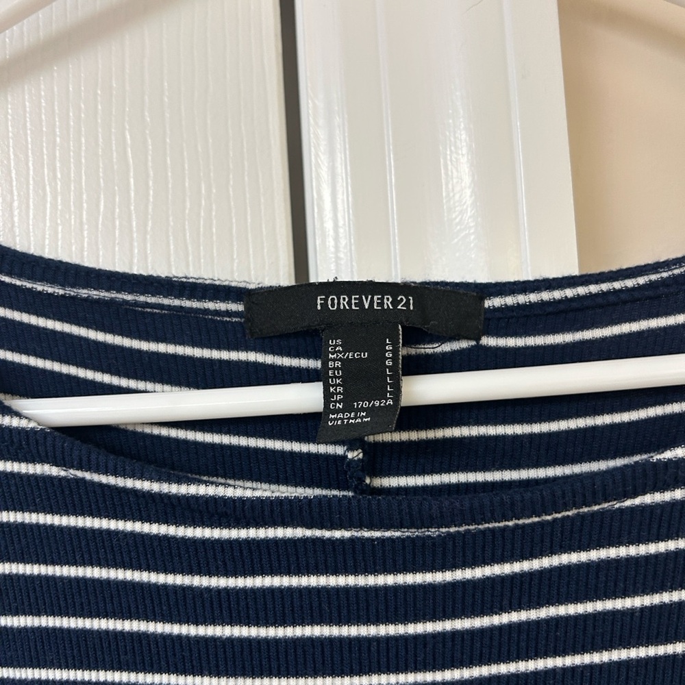 Forever 21 Blue and White Striped Sleeveless Flowy Dress - Picture 3 of 5